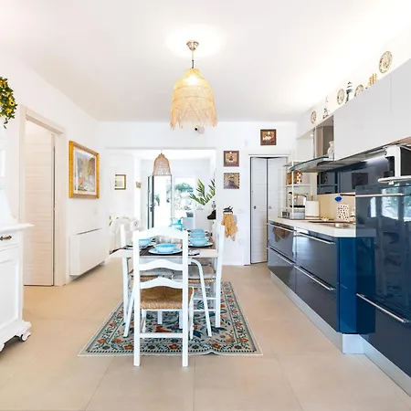 Stella Di Mare, 300 Mt From The - Micasasucasa 夸尔图-圣埃莱娜