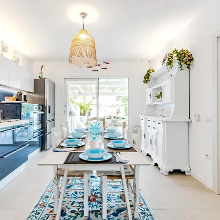 Stella Di Mare, 300 Mt From The - Micasasucasa 夸尔图-圣埃莱娜