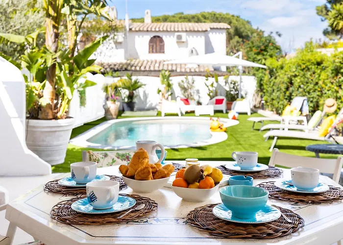 Stella Di Mare, 300 Mt From The - Micasasucasa Villa