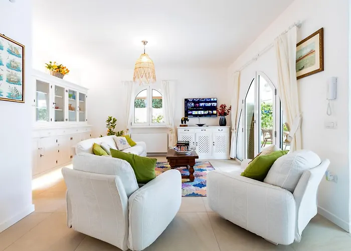 Villa Stella Di Mare, 300 Mt From The - Micasasucasa Quartu SantʼElena